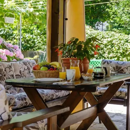 Secret Garden - Happy Apartament Mali Lošinj